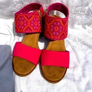 Toms Pink and Orange Women's Slippers